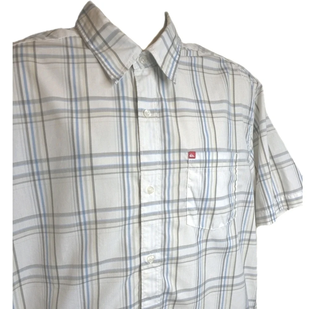 173 Quiksilver White and Blue Checkered Casual Button Up Shirt - Picture 2 of 11